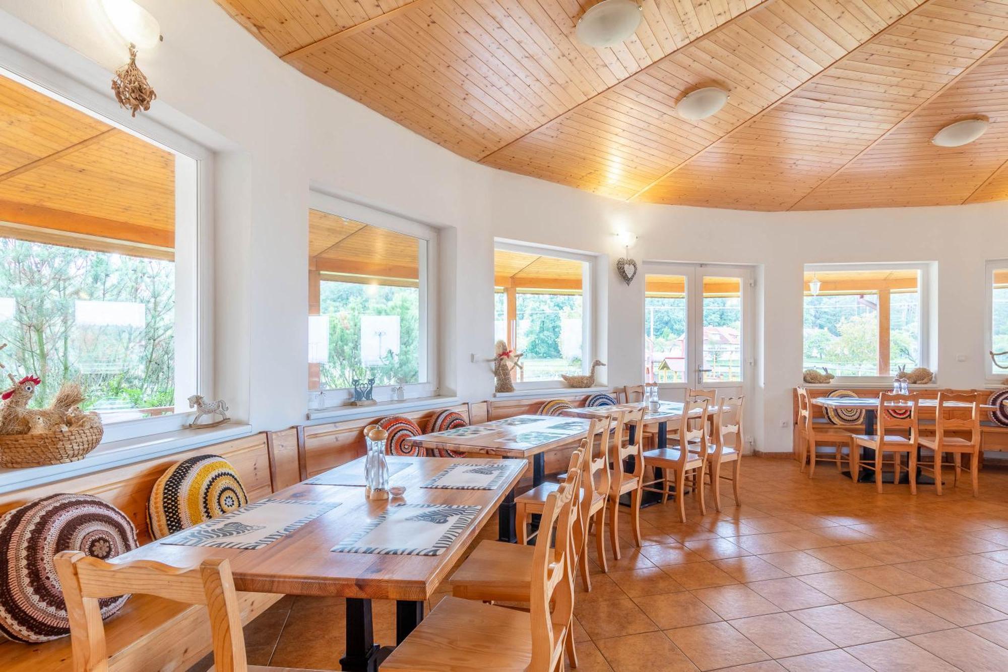 Farm stay Farma Slunecny Dvur A Family Stany Strecha Pod Strechou *